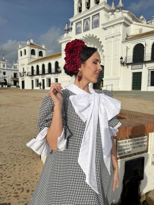 Clavel grande berenjena