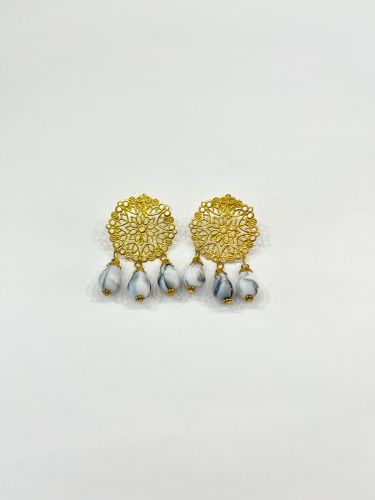 Pendiente PALLAMÉN base labrada y 3 gotas negro y blanco