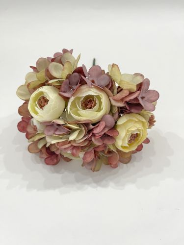 Ramillete flores beige y toques verdosos y burdeos