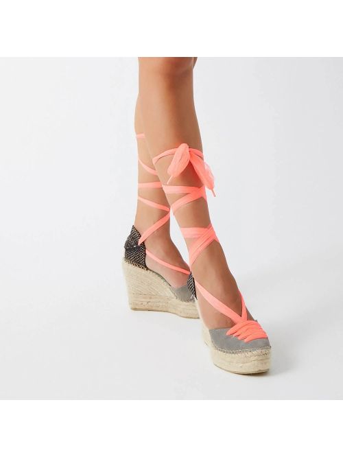 Espardeña meridia121 color níquel y coral flúor  STAR LOVE