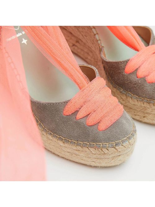 Espardeña meridia121 color níquel y coral flúor  STAR LOVE