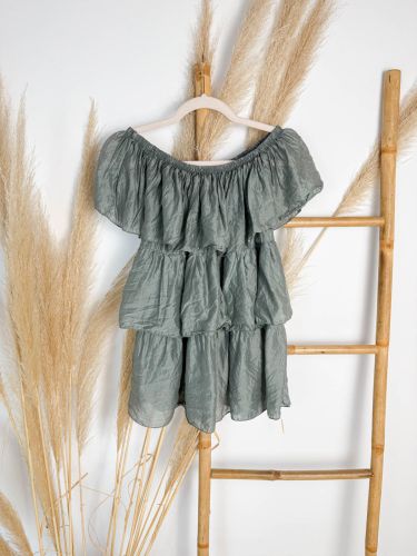 Blusa gasa verde musgo volantones