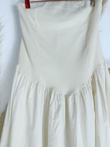 Vestido crudo palabra de honor parte de arriba canalé 2