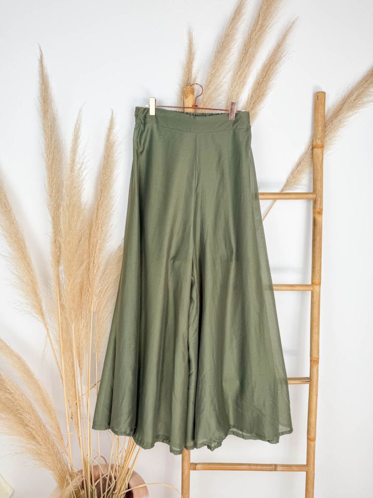 Pantalón seda verde botella ancho