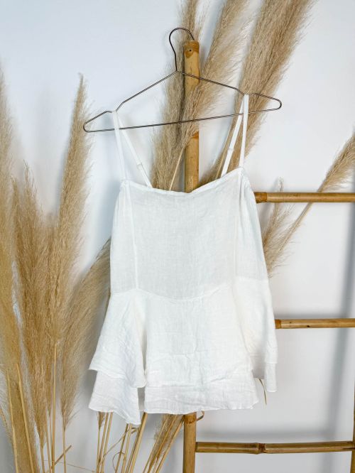 Blusa blanca tirantes doble volante panel de abeja espalda