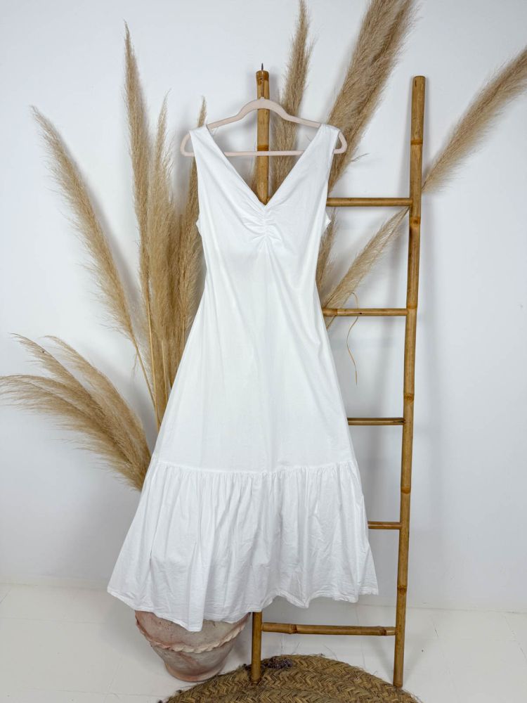 Vestido blanco tiranta ancha lazada espalda