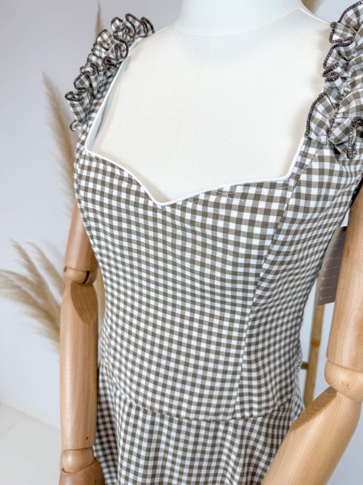 Bata Caleta cuadro vichy pequeño topo