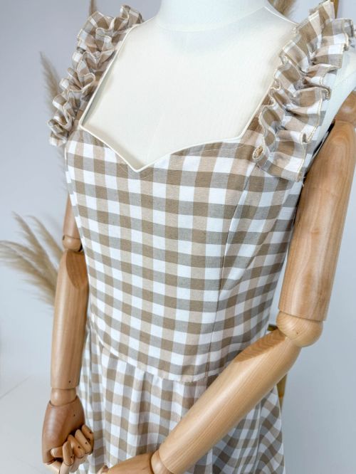 Bata Caleta cuadro vichy grande camel