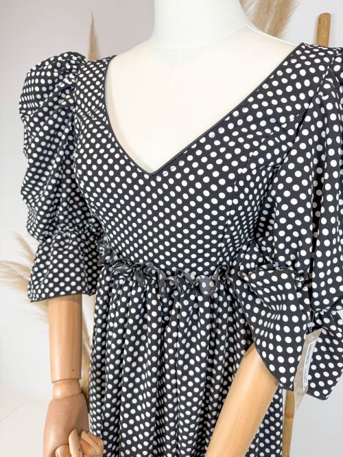 Bata Viña negro lunar pequeño blanco