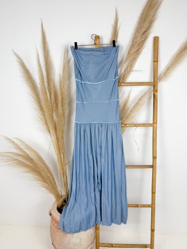 Vestido azul satinado palabra de honor