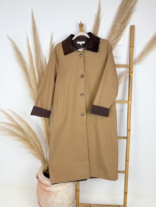 Gabardina larga camel cuello de pana marrón chocolate