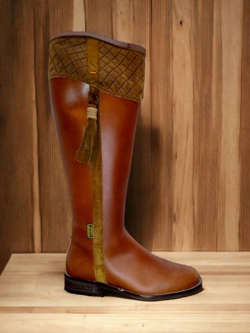 Boto de piel avellana ante labrada modelo 269-LU