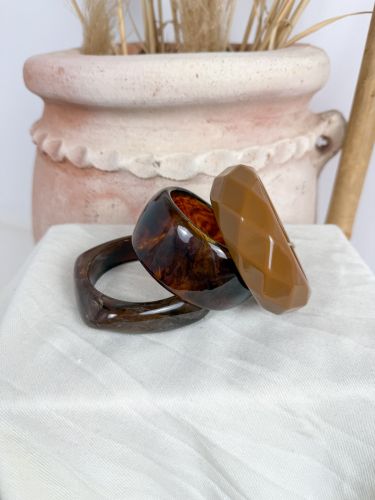Conjunto 3 pulseras de resina natural, carey y camel 2