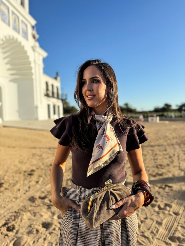 Pañuelo 80x80 mil caballos fondo topo...