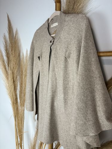 Capa maxi mangas beige 2