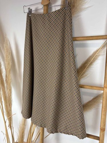 Falda de cuadritos marrón, negro y camel