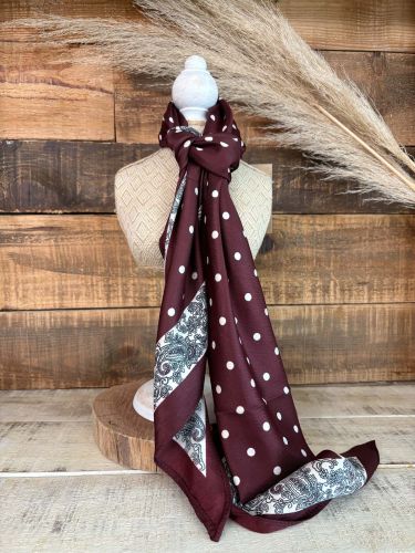Pañuelo cachemir con lunares burdeos