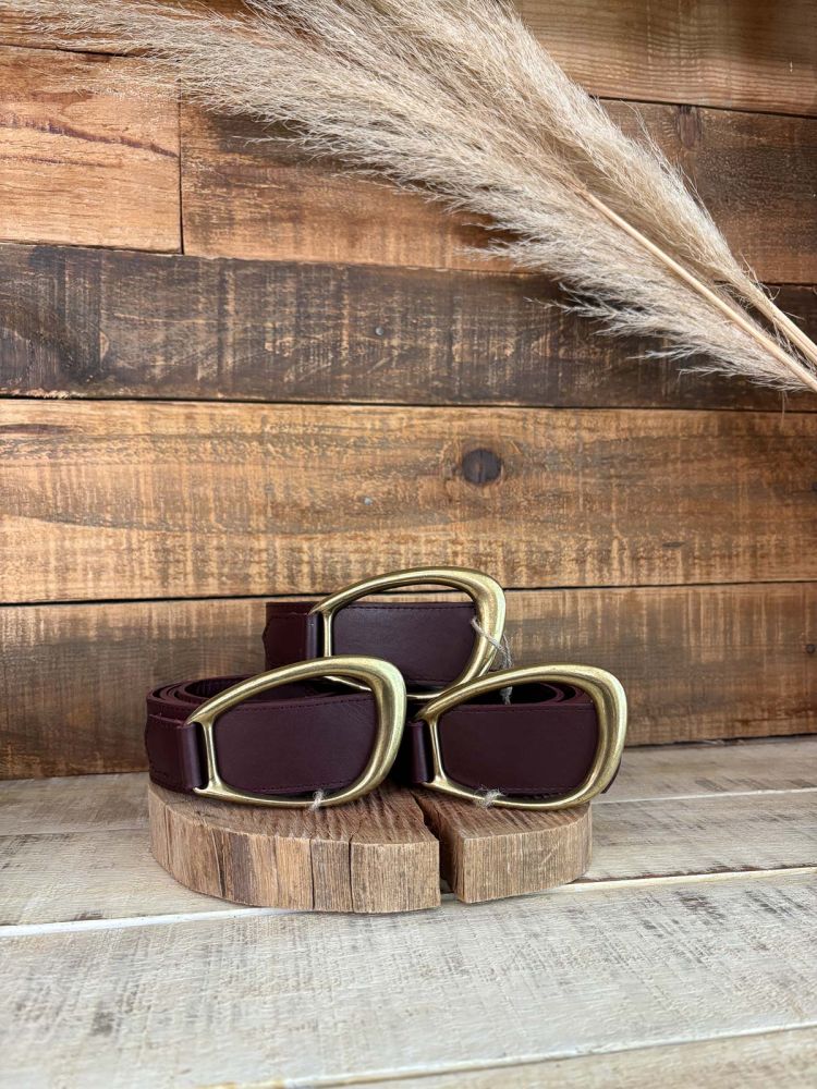 Cinturón  cereza de piel hebilla...