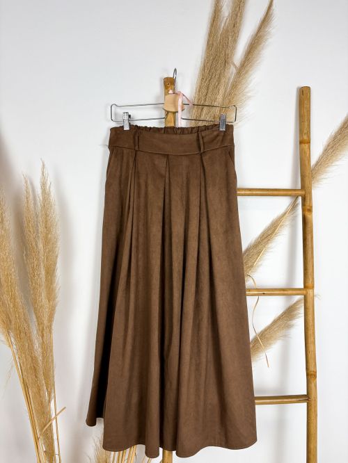 Falda larga de antelina camel