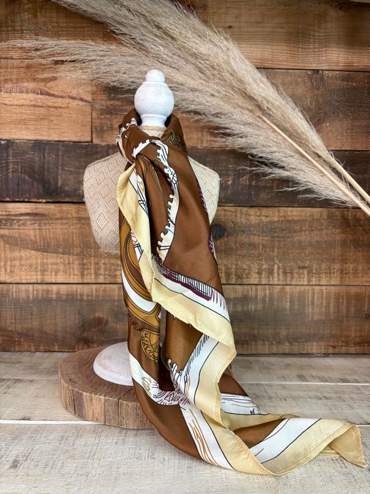 Pañuelo cabeza de caballo tonos camel