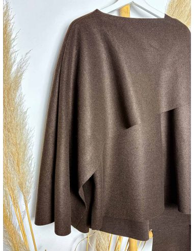 Capa de paño chocolate