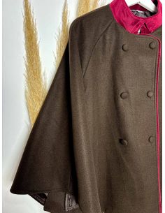 Poncho de paño chocolate 2