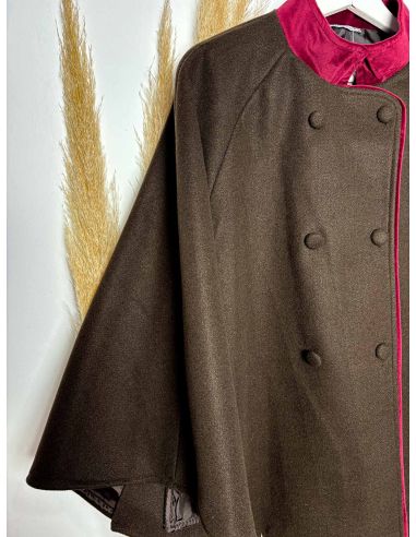 Poncho de paño chocolate