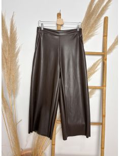 Pantalón ancho de piel 2