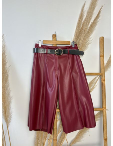 Bermuda polipiel burdeos