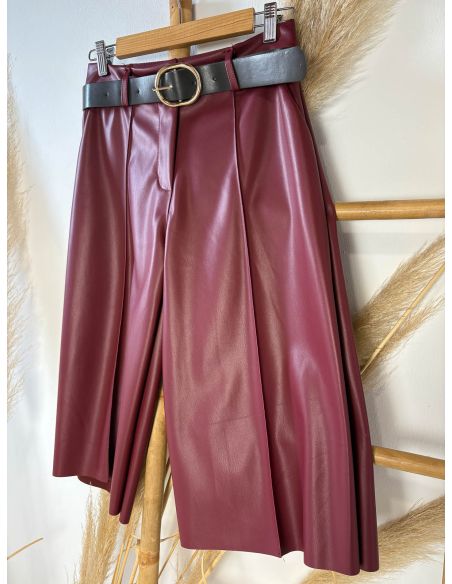 Bermuda polipiel burdeos