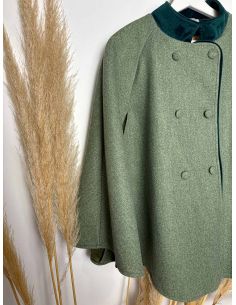 Poncho de paño verde 2