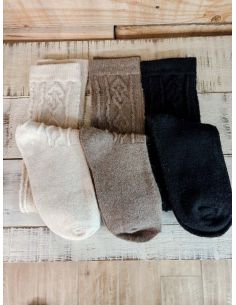 Pack de calcetas con bordados camel, beige  y negra