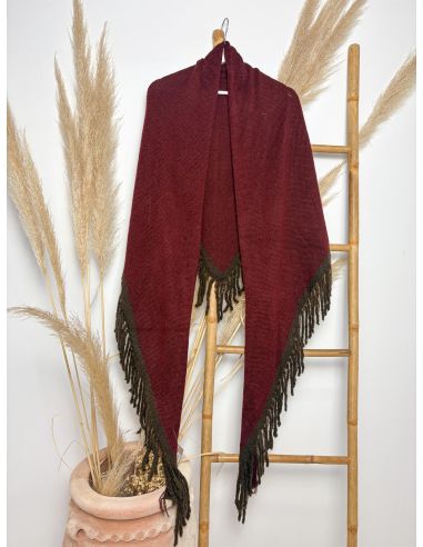 Capa de punto burdeos y chocolate