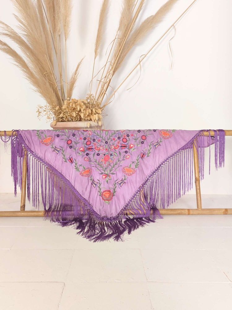 Mantón Victoria malva