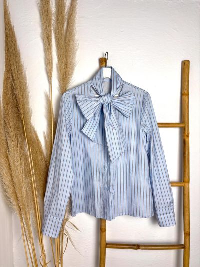 Blusa maxilazada con rayas azul