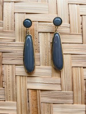 Lágrima Lucía gris