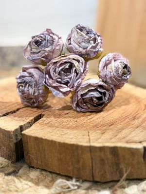 Ramillete flores pequeñas malva