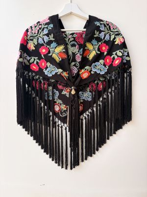 Mantón Jimena negro bordado colores