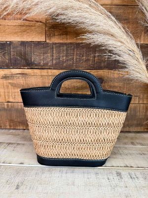 Cesta pequeña de rafia y material negro