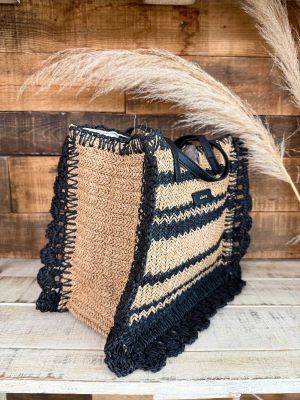 Bolso mediano rafia beige y negro cuadrado
