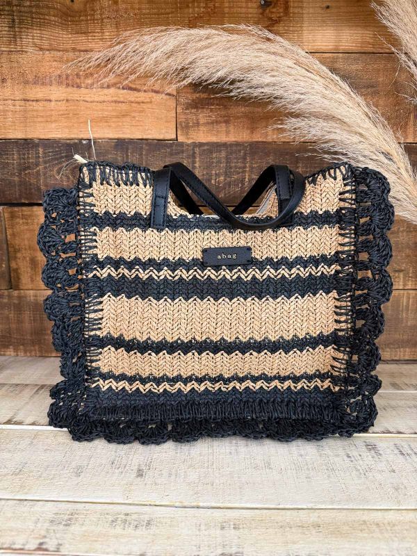 Bolso mediano rafia beige y negro...