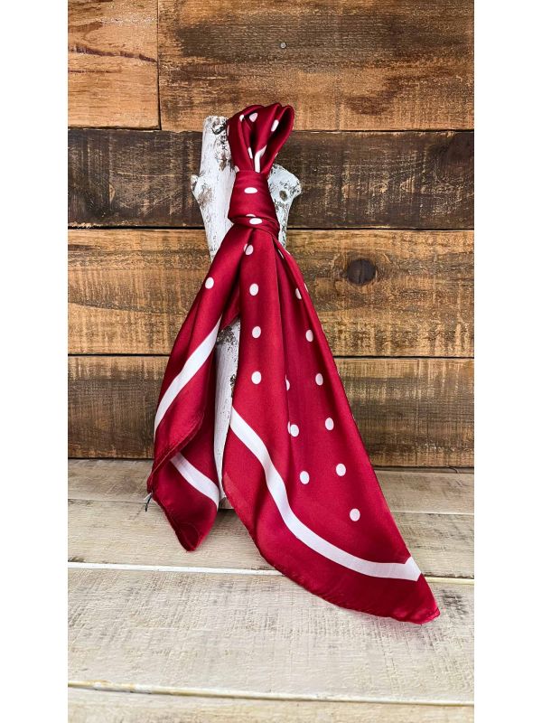 Pañuelo raso rojo de lunares