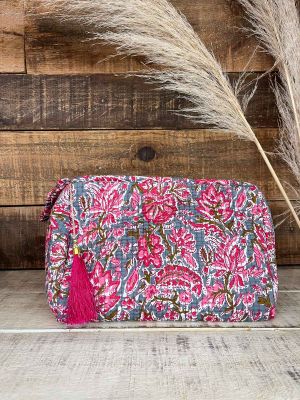 Neceser acolchado grisaceo estampado floral fucsia