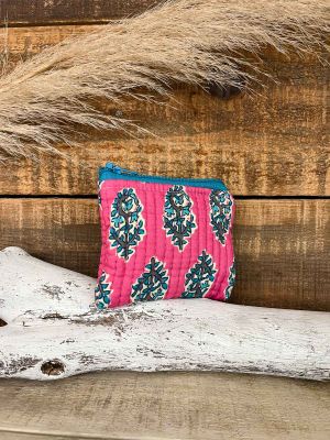 Monedero pequeño acolchado fucsia estampado floral turquesa