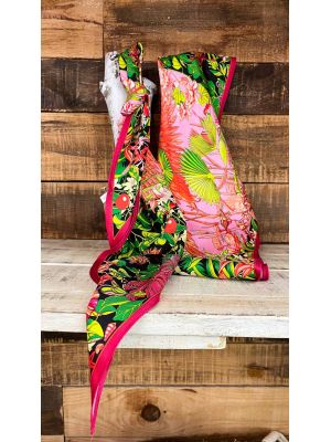 Pañuelo rombos flamencos fucsia y pistacho