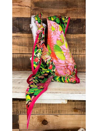 Pañuelo rombos flamencos fucsia y pistacho