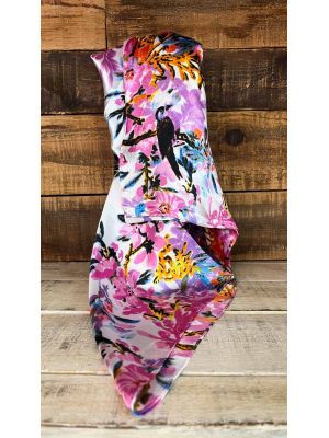 Pañuelo corto raso brillante estampado floral lila
