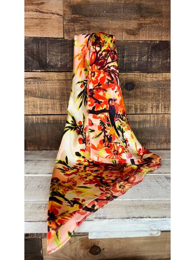 Pañuelo corto raso brillante estampado floral rojo