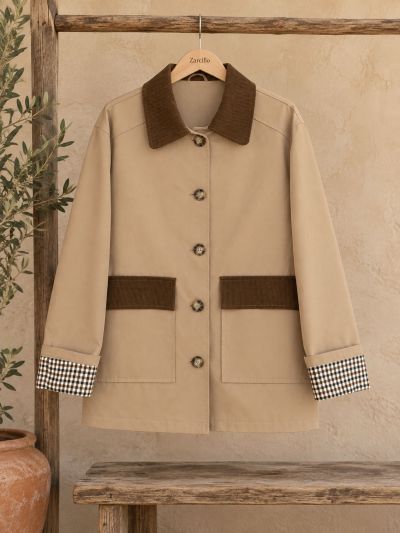 Parka camel, cuello y solapa de pana marrón puños de cuadros