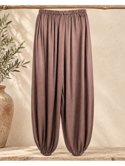 Pantalon bombacho chocolate.